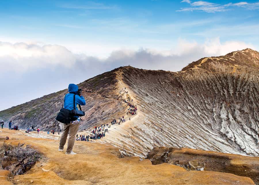 From Bali: Private Mount Ijen Crater Volcano Midnight Trek - Why Mount Ijen requires a full day from Bali
