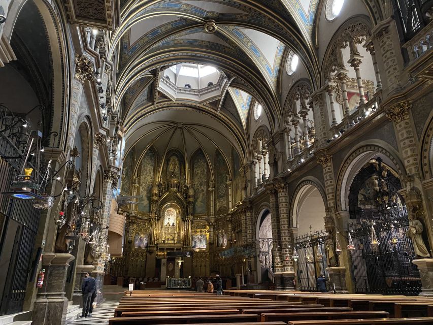 From Barcelona: Montserrat Mountain Hike and Abbey Tour - The ride from Barcelona to the sanctuary