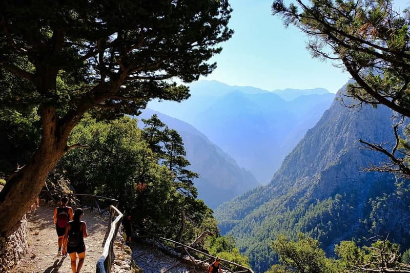 From Chania: Samaria Gorge Hike with Local Mountain Guide - Breakfast at Omalos before Xyloskalo
