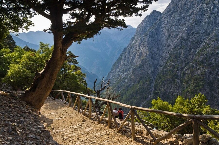 From Chania: Samaria Gorge with Professional Hiking Guide - The early coach ride from Chania to Omalos