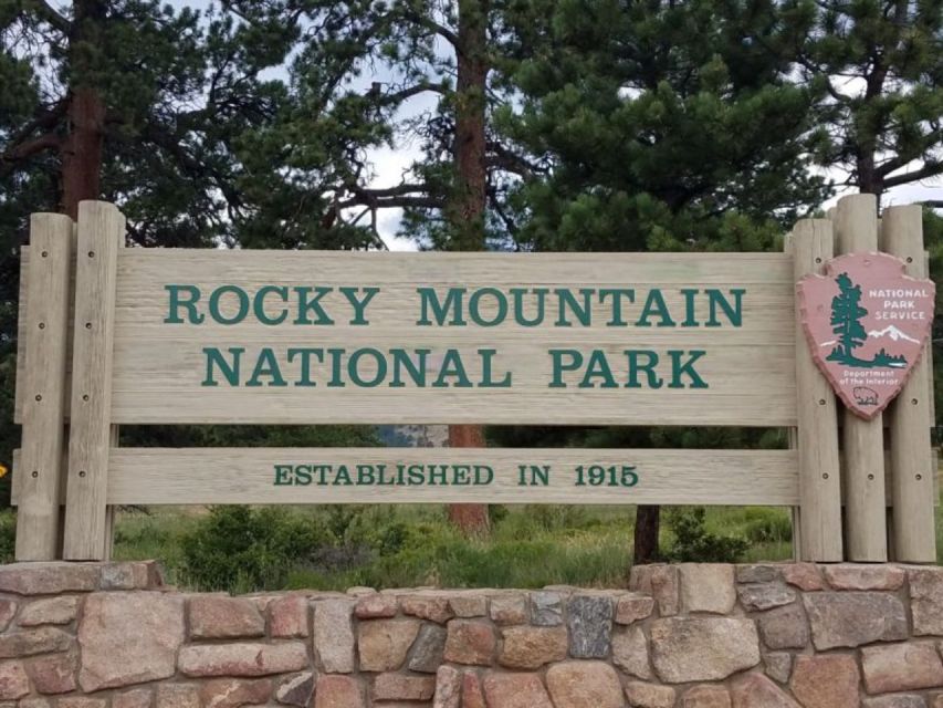 From Denver: Guided Hike in Rocky Mountain National Park - From Denver Union Station to the high country