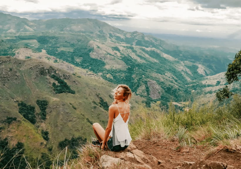 From Ella : Sunrise Hike to Little Adams Peak - What to pack for a three-hour sunrise walk