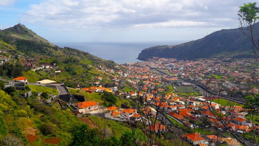 From Funchal: Machico to Porto da Cruz Larano Cliff Hike - Who should book this hike?