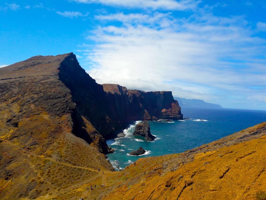 From Funchal: Ponta de São Lourenço/Caniçal Full-Day Hike - What the $50 price really covers