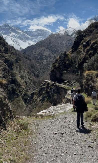 From Granada: High Sierra Nevada hiking experience - Why the guide makes the difference