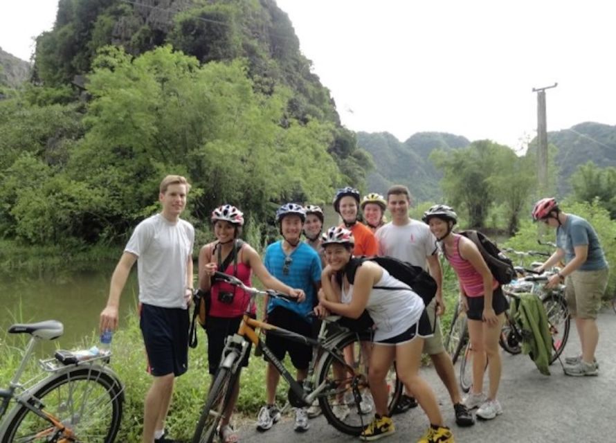 From Hanoi: Hoa Lu, Hang Mua Hike, Tam Coc Boat, and Lunch - What to bring and who should book