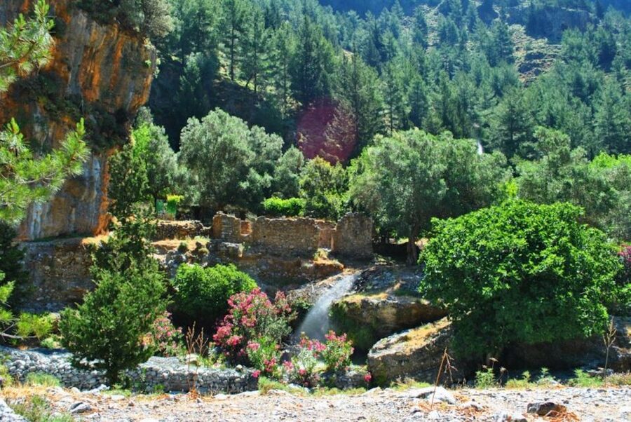 From Heraklion: Samaria Gorge & Agia Roumeli Hiking Day Trip - Why this gorge deserves a full day from Heraklion