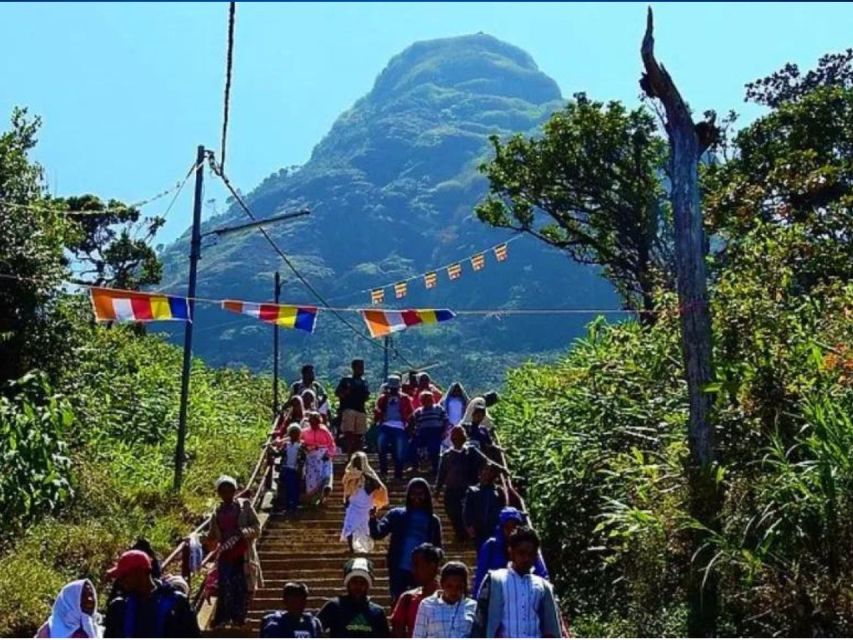 From Kandy: All Inclusive Adams Peak Epic Guided Hike - Why Adam’s Peak works best as an overnight hike