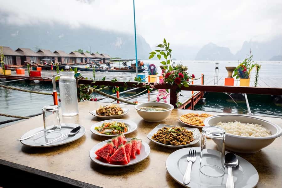 From Krabi: Cheow Lan Lake Cruise and Khao Sok Jungle Hike - Swimming and kayaking in a short free period