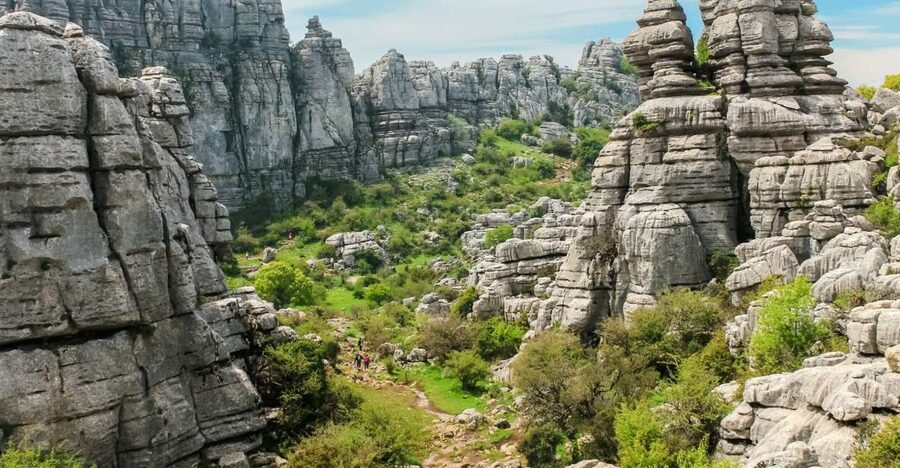 From Malaga: Torcal de Antequera Hiking Tour - Looking for ammonites and watching the cliffs