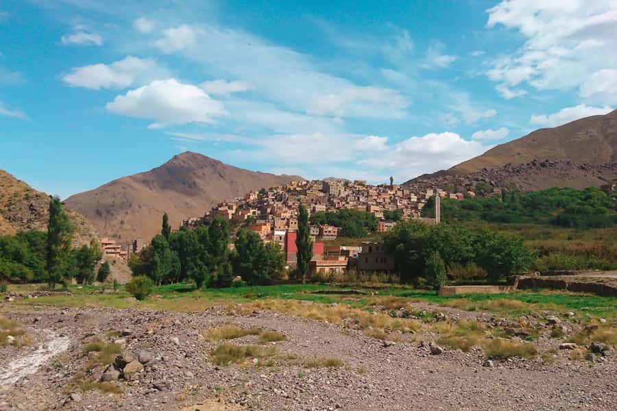 From Marrakech: Atlas Mountains Full-Day Hiking Trip w Lunch - Guides, Pace, and Flexibility