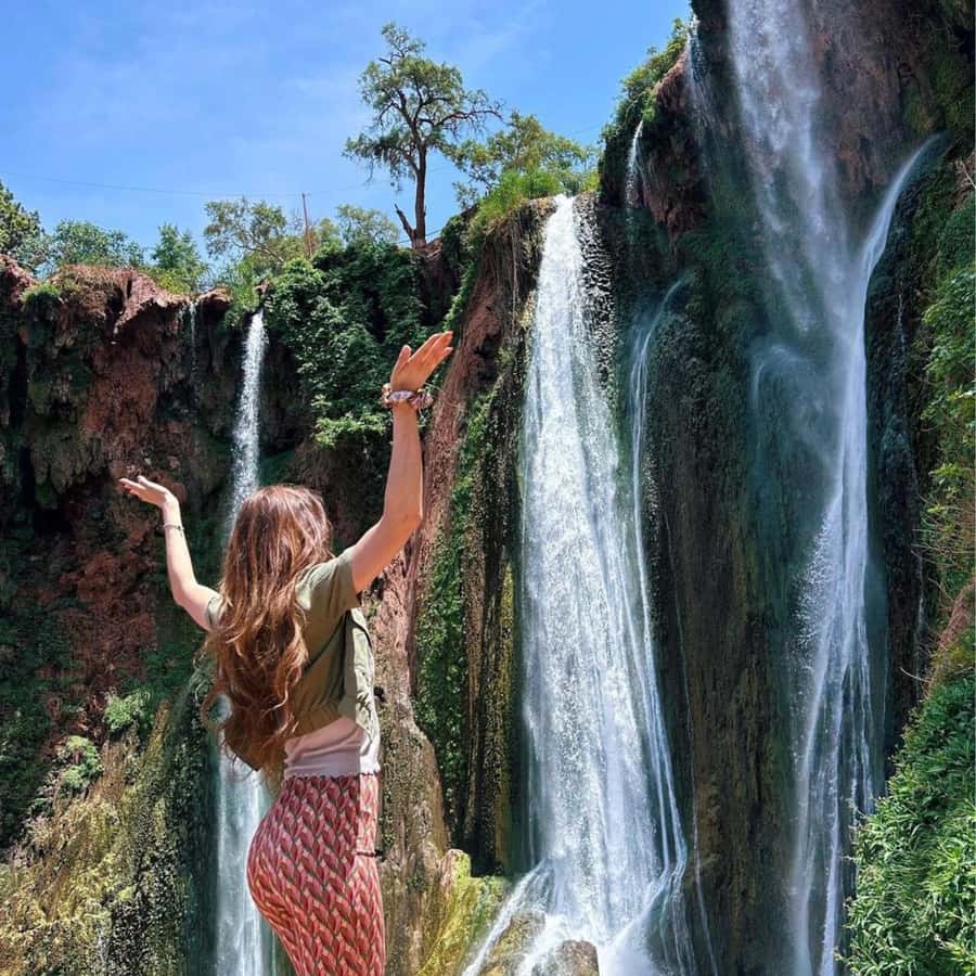 From Marrakech: Ouzoud Waterfalls Guided hike & boat Ride - Guides who make the day easier