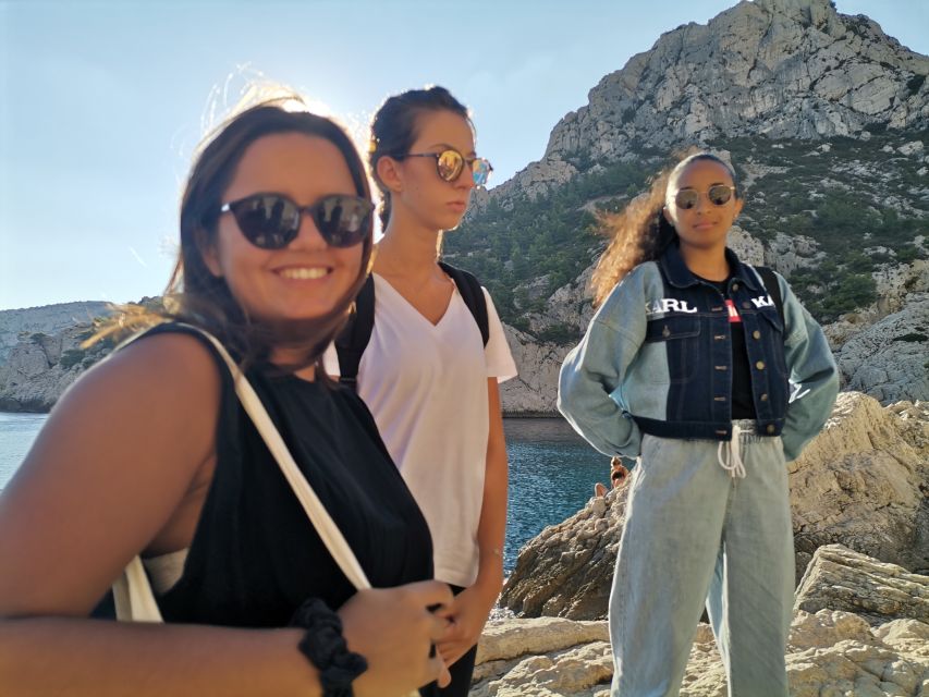 From Marseille: Calanques National Park Guided Hike - The Blue Grotto and the 700-meter swimming test