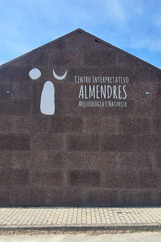 From Montemor or Évora: Guided Hike to Almendres Megalithic - Starting from Évora or Montemor-o-Novo