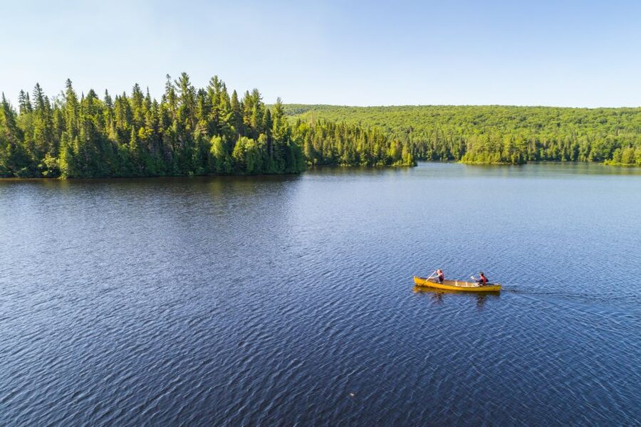 From Montreal: Mont-Tremblant National Park Hiking Day Trip - Following the river to Chute-aux-rats