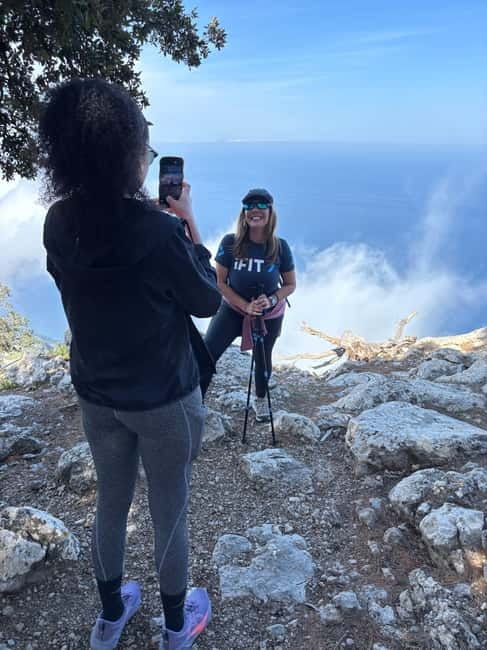 From Palma: Sierra de Tramuntana Hiking with small Picnic - What you see along the stone terraces