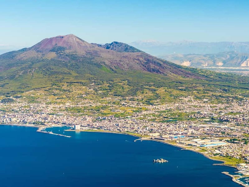 From Pompeii: Mount Vesuvius Hike & Tour by Bus - Leaving Pompeii from Via Roma 32