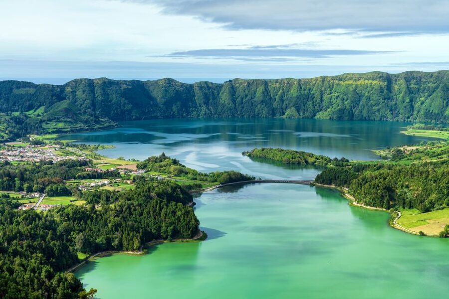 From Ponta Delgada: Vista do Rei to Sete Cidades Guided Trek - Key points at a glance
