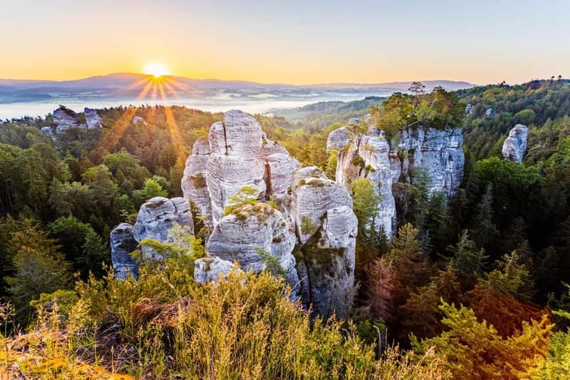 From Prague: Hike the Hidden Valleys of Bohemian Paradise - The Mouse Hole and arrival at Hrubá Skála Castle