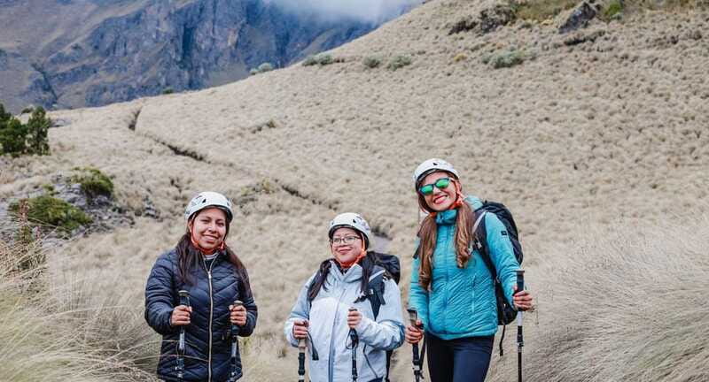 From Puebla: Hiking in the Iztaccíhuatl all included - La Joya at 3,900 meters