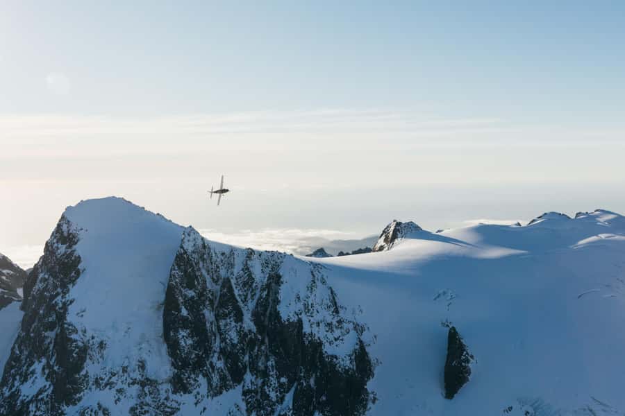 From Queenstown: Franz Josef Glacier Hike & Scenic Flight - The plane ride across the Southern Alps