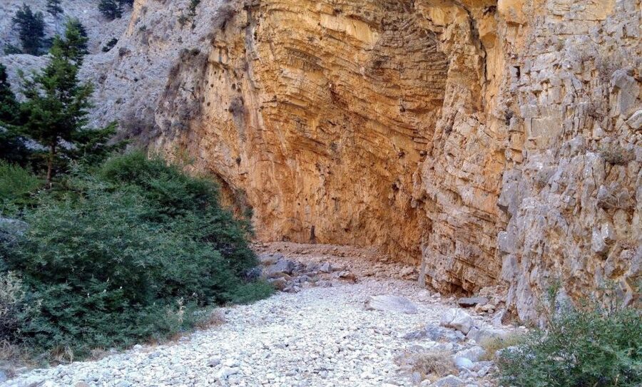 From Rethymno/Chania: Imbros Gorge Hike - Walking the 8 to 9 km gorge