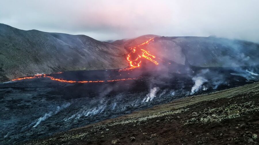 From Reykjavík: Fagradalsfjall Volcano Hike with Geologist - What you learn beside the lava