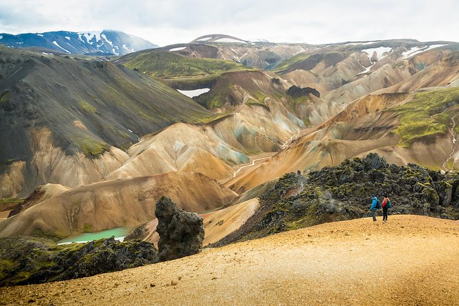 From Reykjavík: Landmannalaugar Hiking Day Tour - Graenagil Gorge and the hot-pool finish