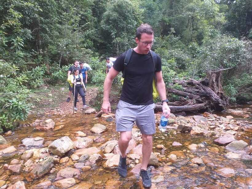 From Sa Pa: Full Day Trek of Fansipan Mountain - Reaching the roof of Indochina