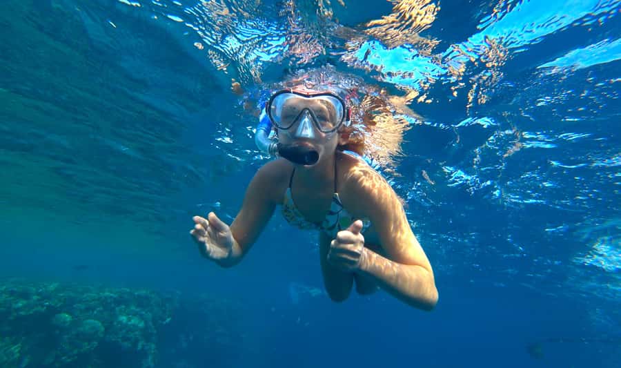 From Santa Marta: Sisiguaca Beach Hike with Snorkeling - What the guide adds to the day