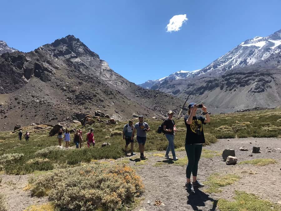 From Santiago: Cajón del Maipo and Volcán San José Hike 8K - Who should book this Andean day trip?