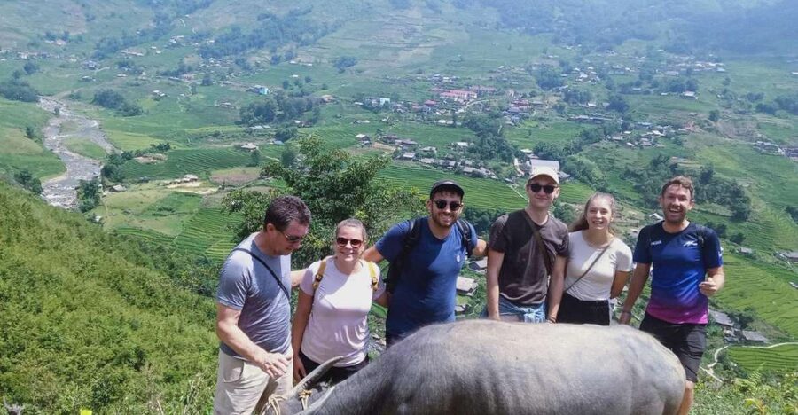 From Sapa : 1 Day Amazing Sapa Trek To Terrace rice field - Lunch before the ride back
