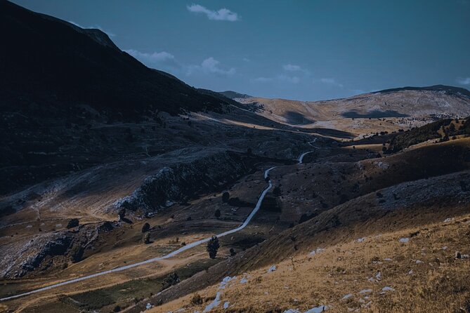 From Sarajevo: Full-Day Hike to Lukomir Village - Arriving at Lukomir at 1,495 meters