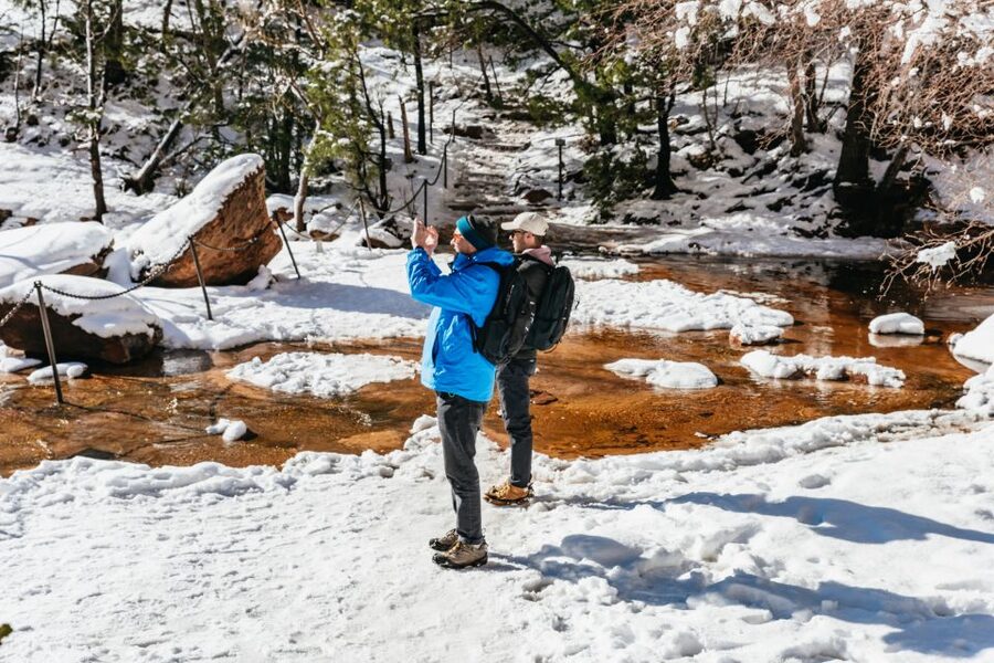 From Springdale: 4-hour Zion Canyon Scenic Hiking Tour - Booking, cancellation, and practical limits