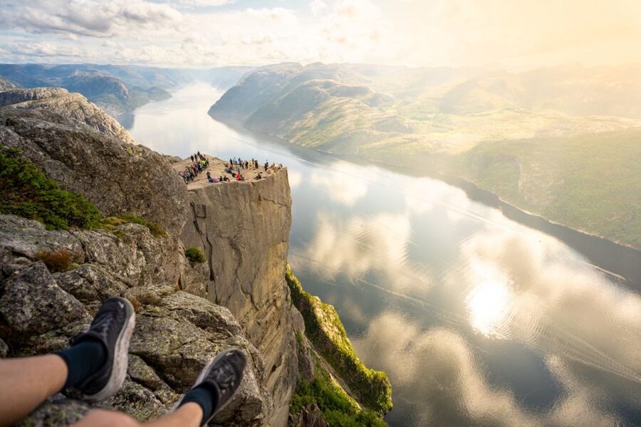 From Stavanger: Pulpit Rock Guided Hike with Pickup - The briefing before the climb