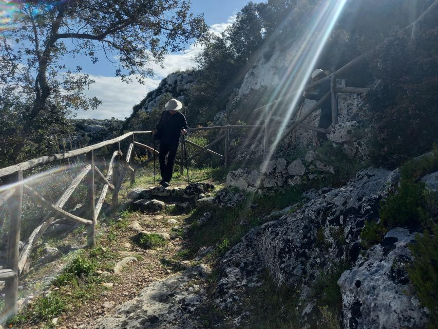 From Syracuse: Cavagrande Natural Reserve Guided Trek - Who should book this Cavagrande outing?
