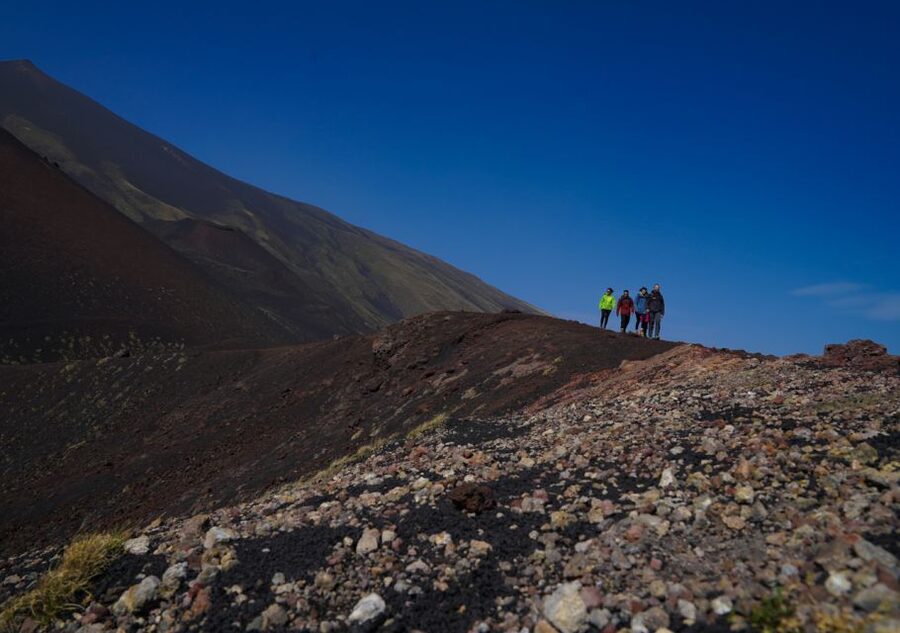 From Syracuse: Mount Etna Guided Morning Hike & Food Tasting - The two-hour ride from Piazza Pantheon