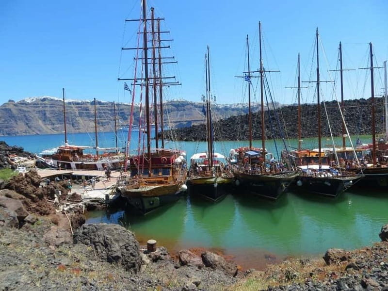 From Thera: Thirasia Cruise w/ Volcano Hike and Hot Springs - Nea Kameni and the optional walk to the crater