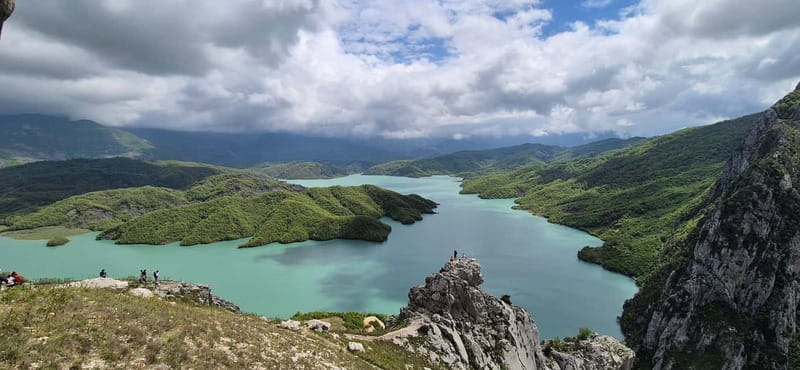 From Tirana: Bovilla Lake Hiking and Kruje City Tour - Lunch with a view over Kruje