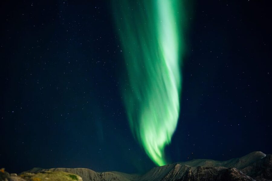 From Tromsø: Aurora Snowshoe Hike - Clothing, shoes, and cold-weather readiness