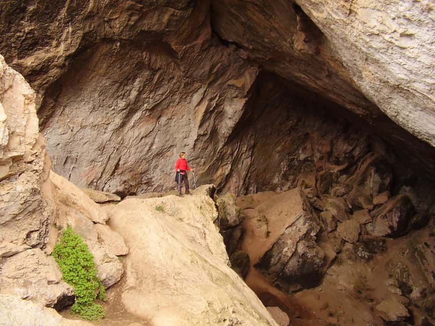 From Valencia: Montanejos Guided Hike with Natural Pools - Key points at a glance
