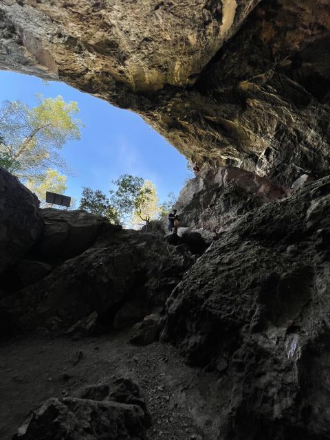 From Valencia: Montanejos Tour with Guided Hike - The optional three-hour mountain hike