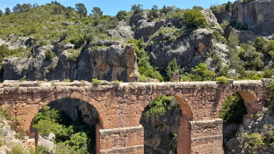 From Valencia: Peña Cortada Private Hiking Day Tour - Following the Ruta del Agua beside streams and cliffs