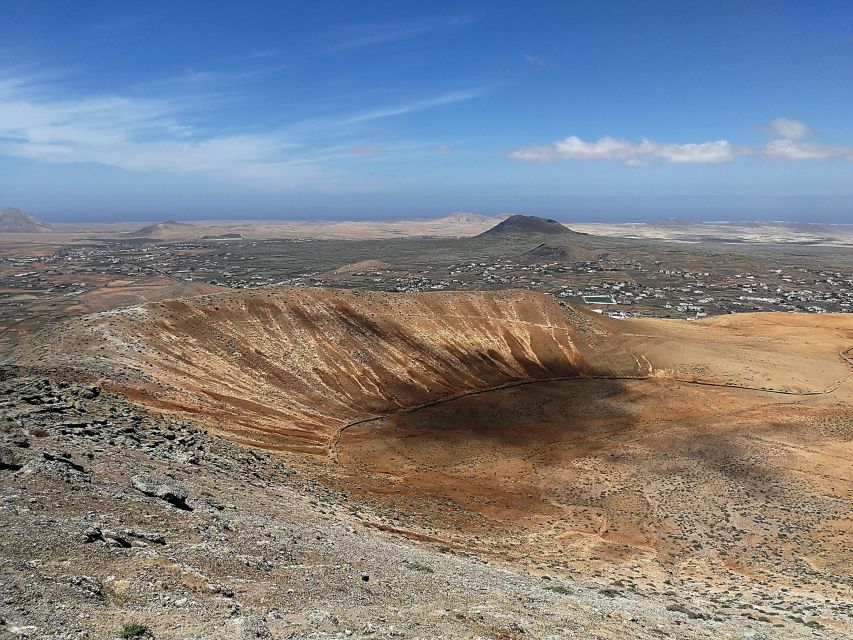Fuerteventura: Montaña Escanfraga Volcano Summit Hike - Small groups, relaxed pace, and quiet moments