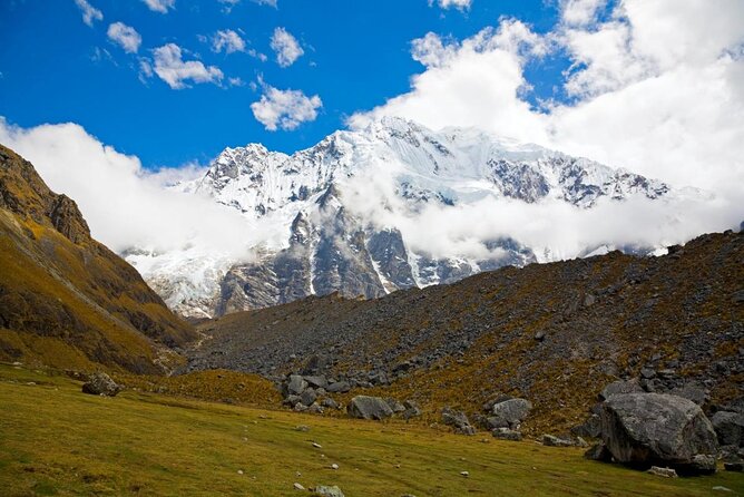 Full-Day Trek to Humantay Lake from Cusco with Guide - The 4:00am departure from Cusco