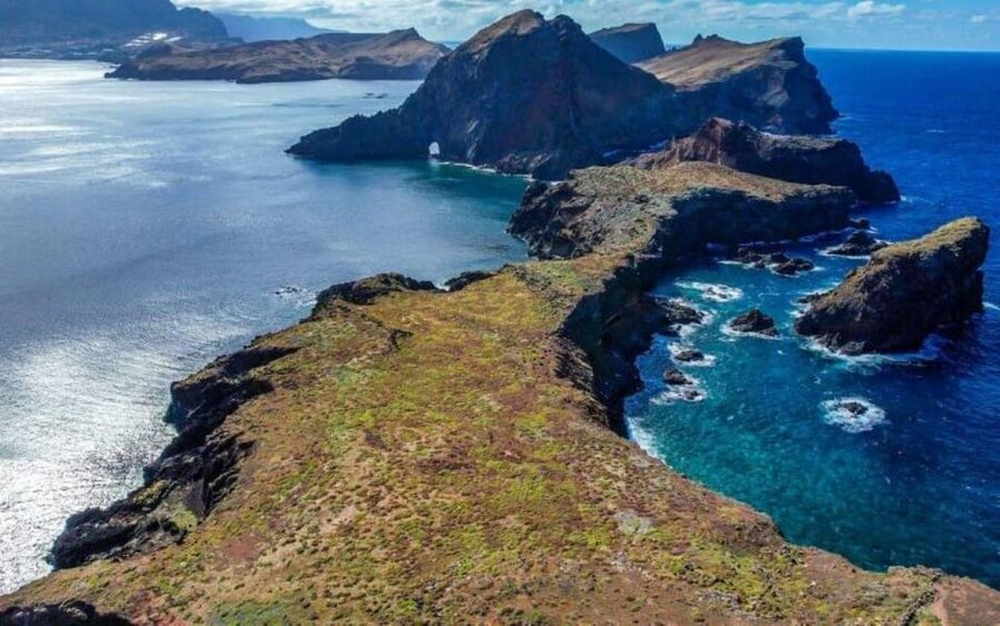 Funchal: Caniçal Ponta São Lourenco Hiking Transfer - The 7.5 km trail, with more ups and downs than expected