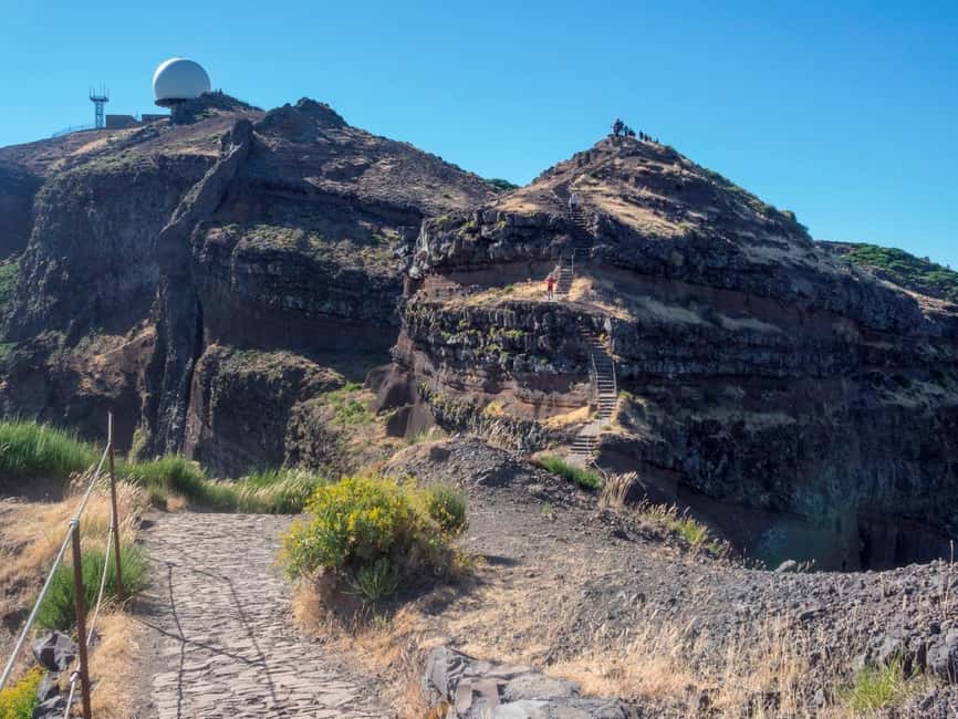 Funchal: Pico do Arieiro & Pico Ruivo Hiking Transfer - The PR3 alternative to Achada do Teixeira
