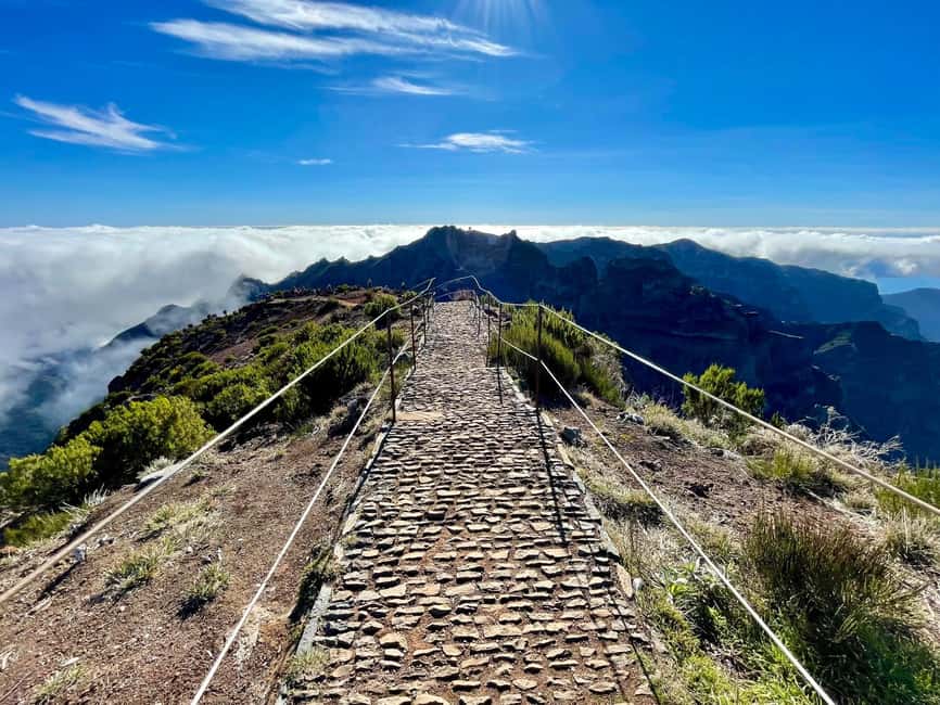Funchal: Pico do Arieiro & Pico Ruivo Hiking Transfer - Fitness, clothing, and mountain safety