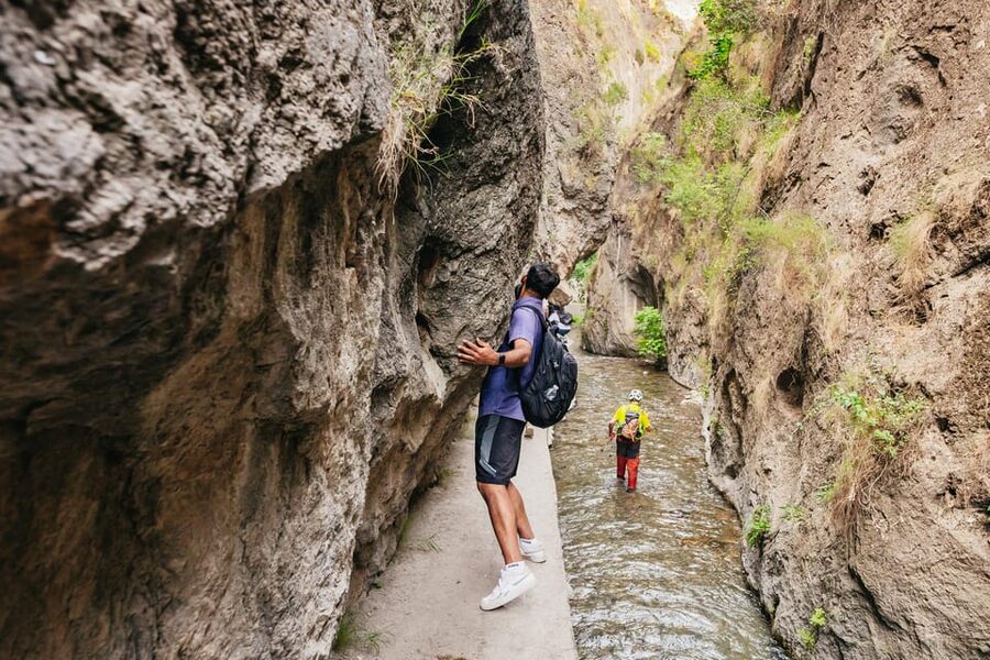 Granada: Los Cahorros de Monachil Canyon Hiking Tour - Why Los Cahorros makes a good Granada side trip