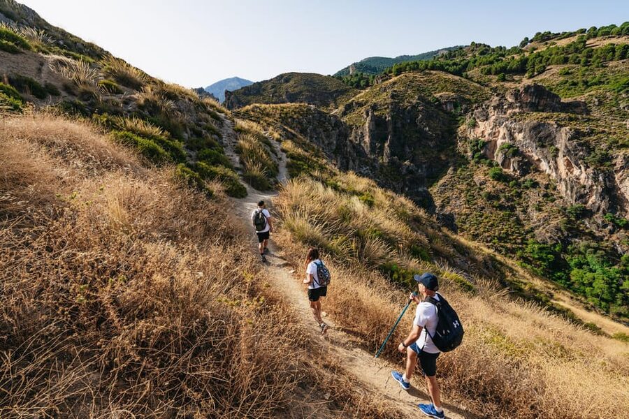 Granada: Los Cahorros de Monachil Canyon Hiking Tour - Meeting in Granada and driving to Monachil